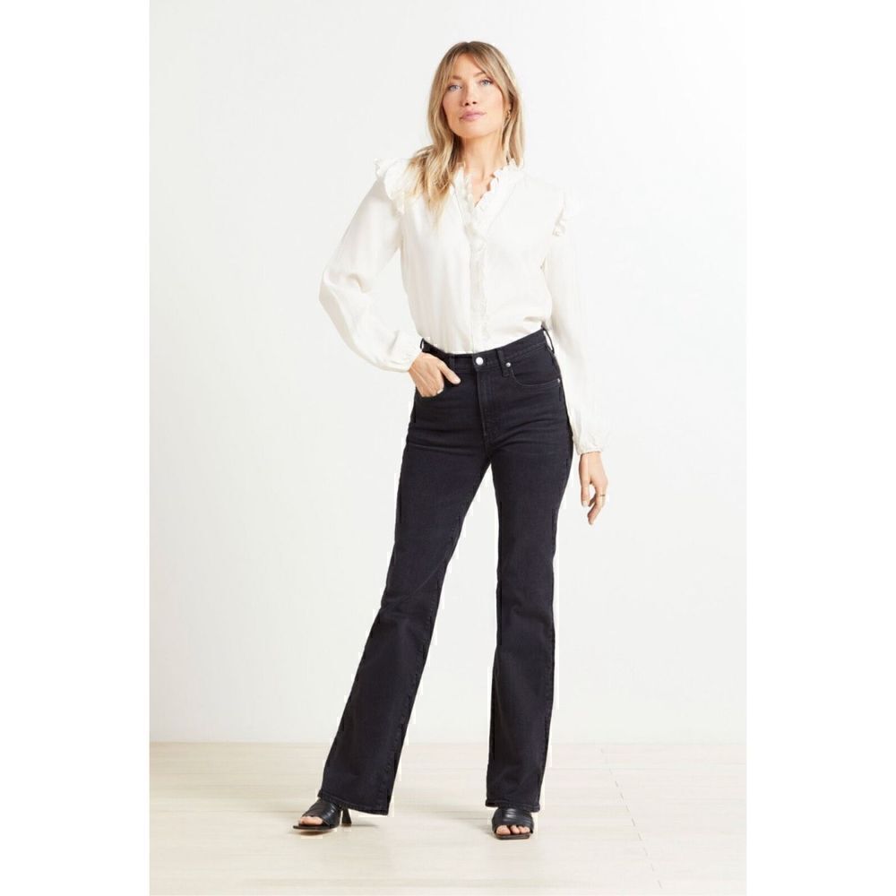 Evereve Thea Ruffle Button Down